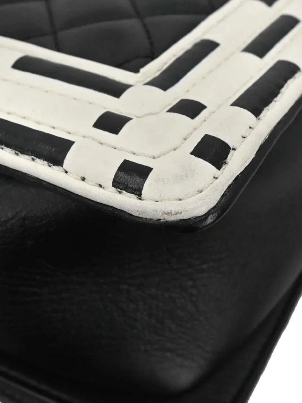 Boy Chanel Black Lambskin Large Shoulder Bag 198003